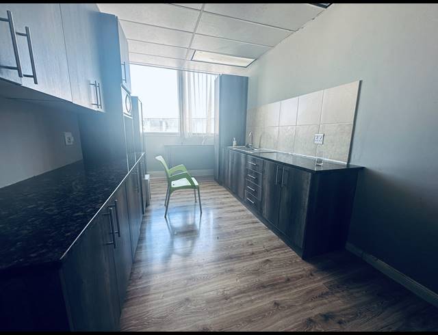 296M² OFFICE TO LET IN RIVONIA